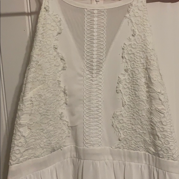 Halter dress - Picture 2 of 4